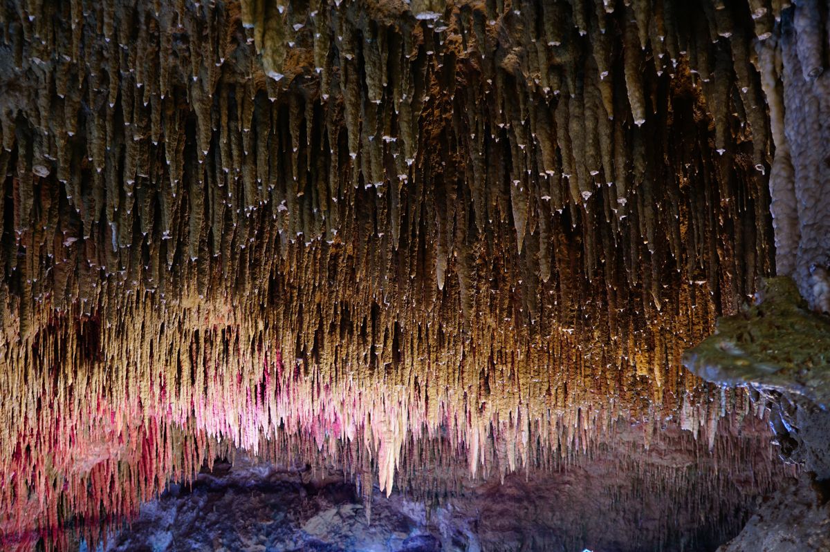 玉泉洞（沖縄県）