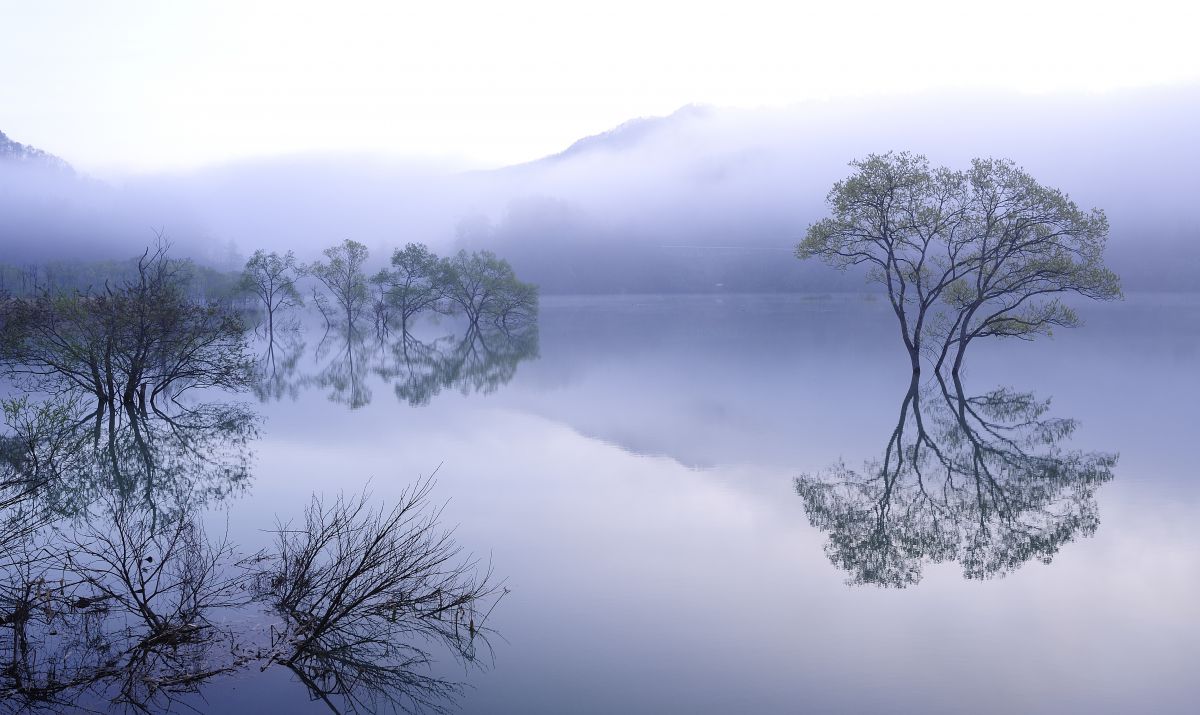 白川湖（山形県）